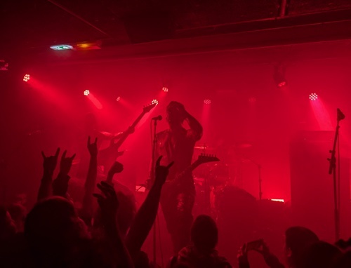 Misþyrming_-_Owls_Woods_Graves_-_Profanation_-_Gorrch_Backstage_by_the_Mill_20261023