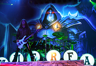 Poodles_(The)_-_Krokus_-_Hammerfall_Paris_-_Elysee_Montmartre_20070206